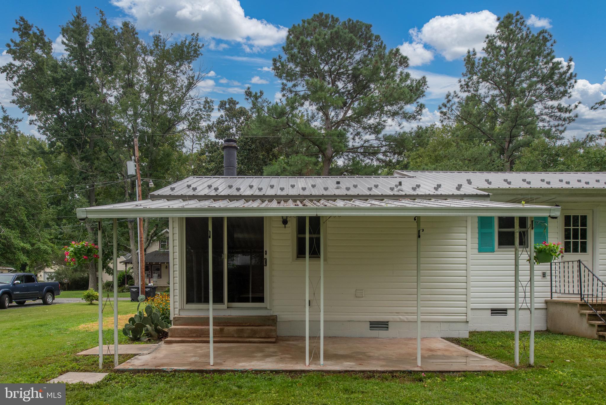 CLASSIC SHORES - Residential