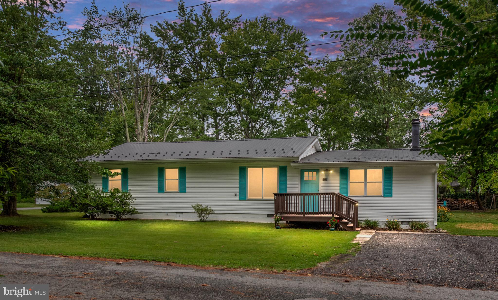 CLASSIC SHORES - Residential