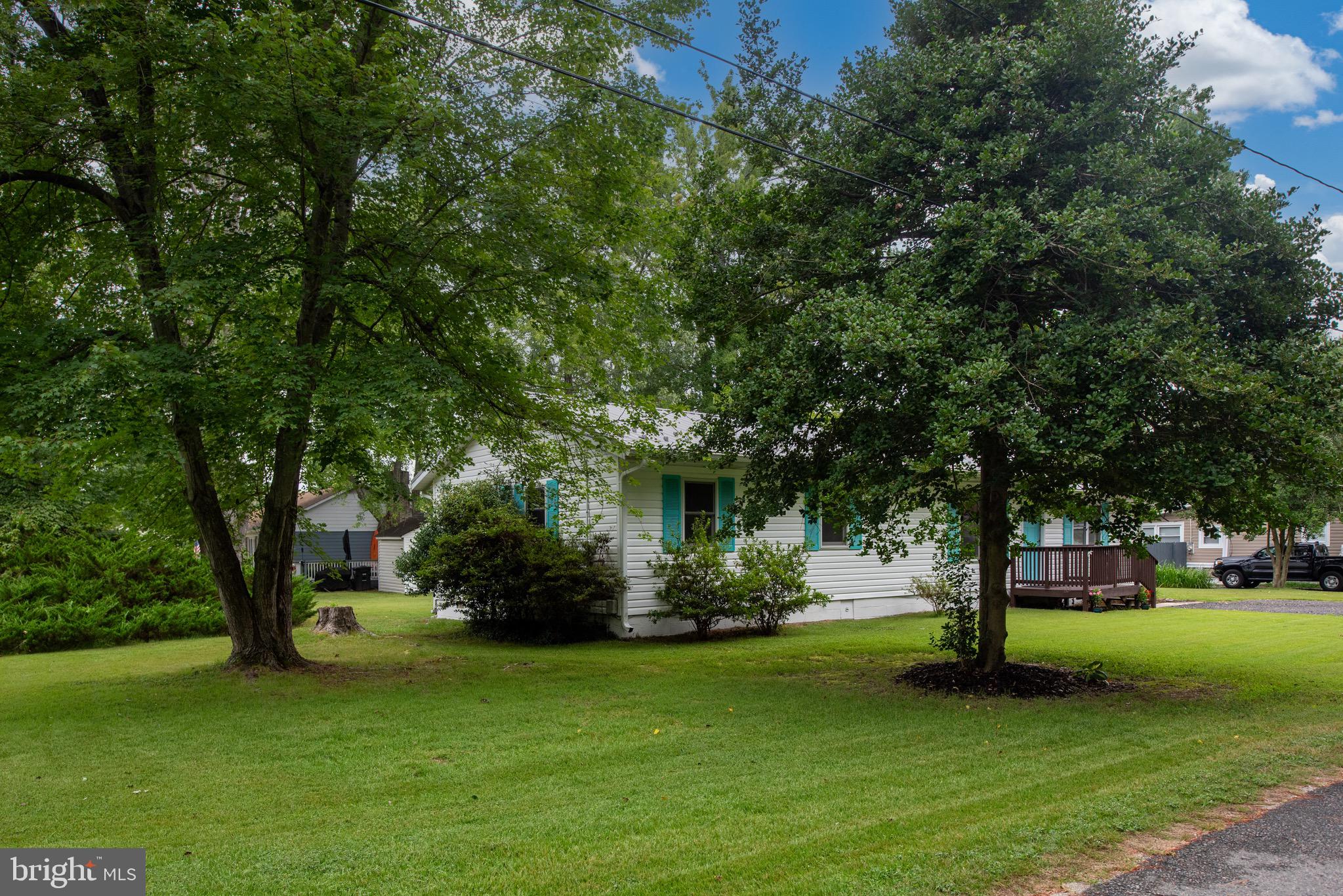 CLASSIC SHORES - Residential