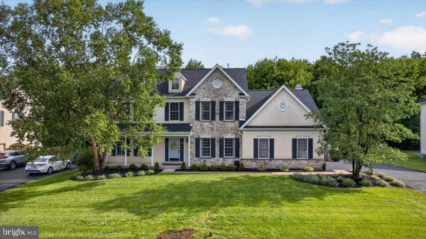 813 PRINCETON DR, WARRINGTON, PA 18976 - Image 581cf489fa8990f0cec8ca6b3526b4d6/2885970577