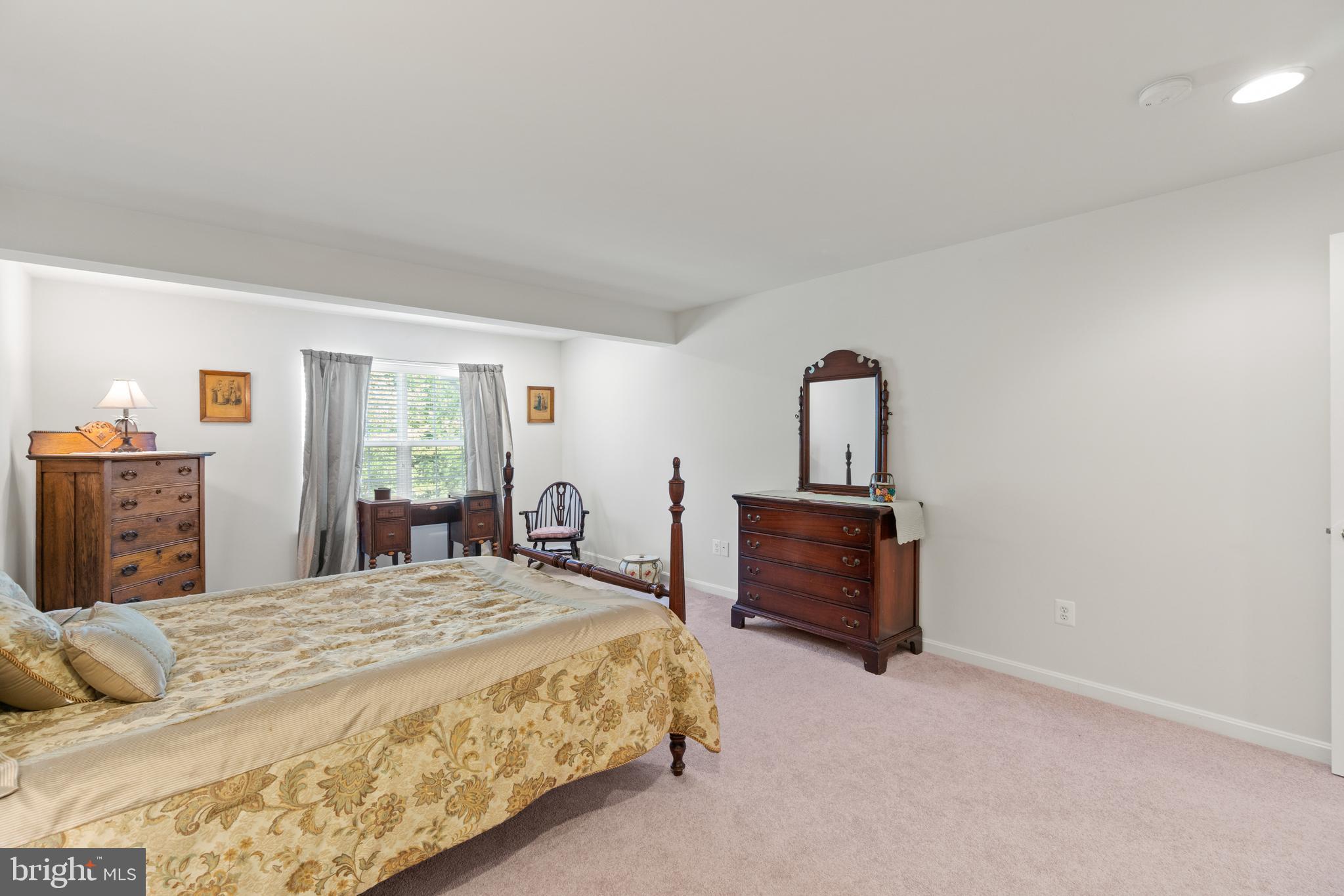 FOUR SEASONS AT HISTORIC VA - Residential