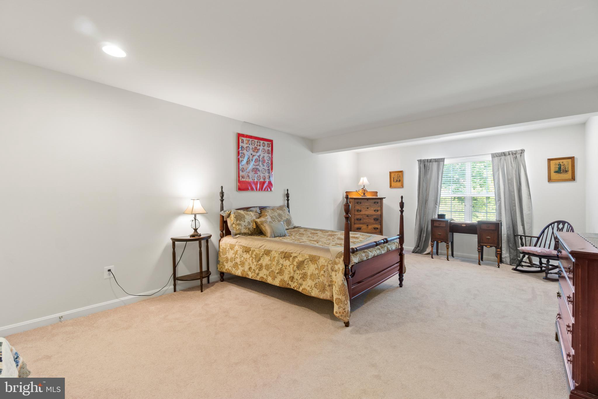 FOUR SEASONS AT HISTORIC VA - Residential