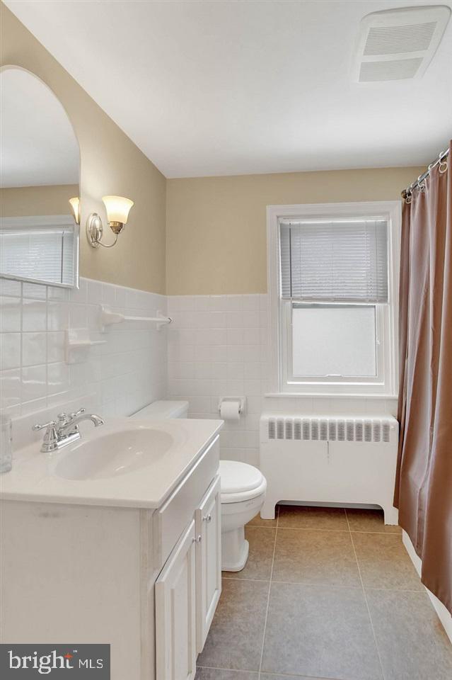 HOLLYWOOD HEIGHTS - Residential