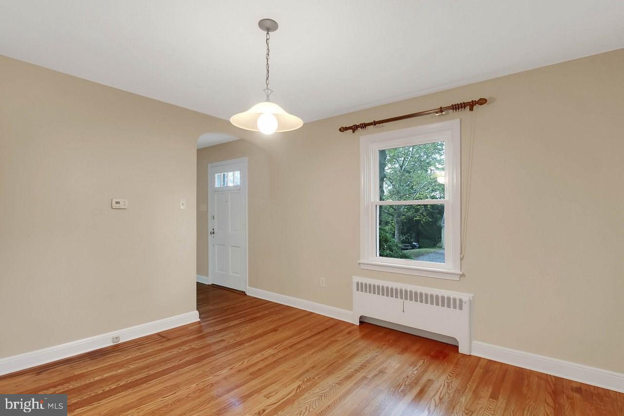 HOLLYWOOD HEIGHTS - Residential