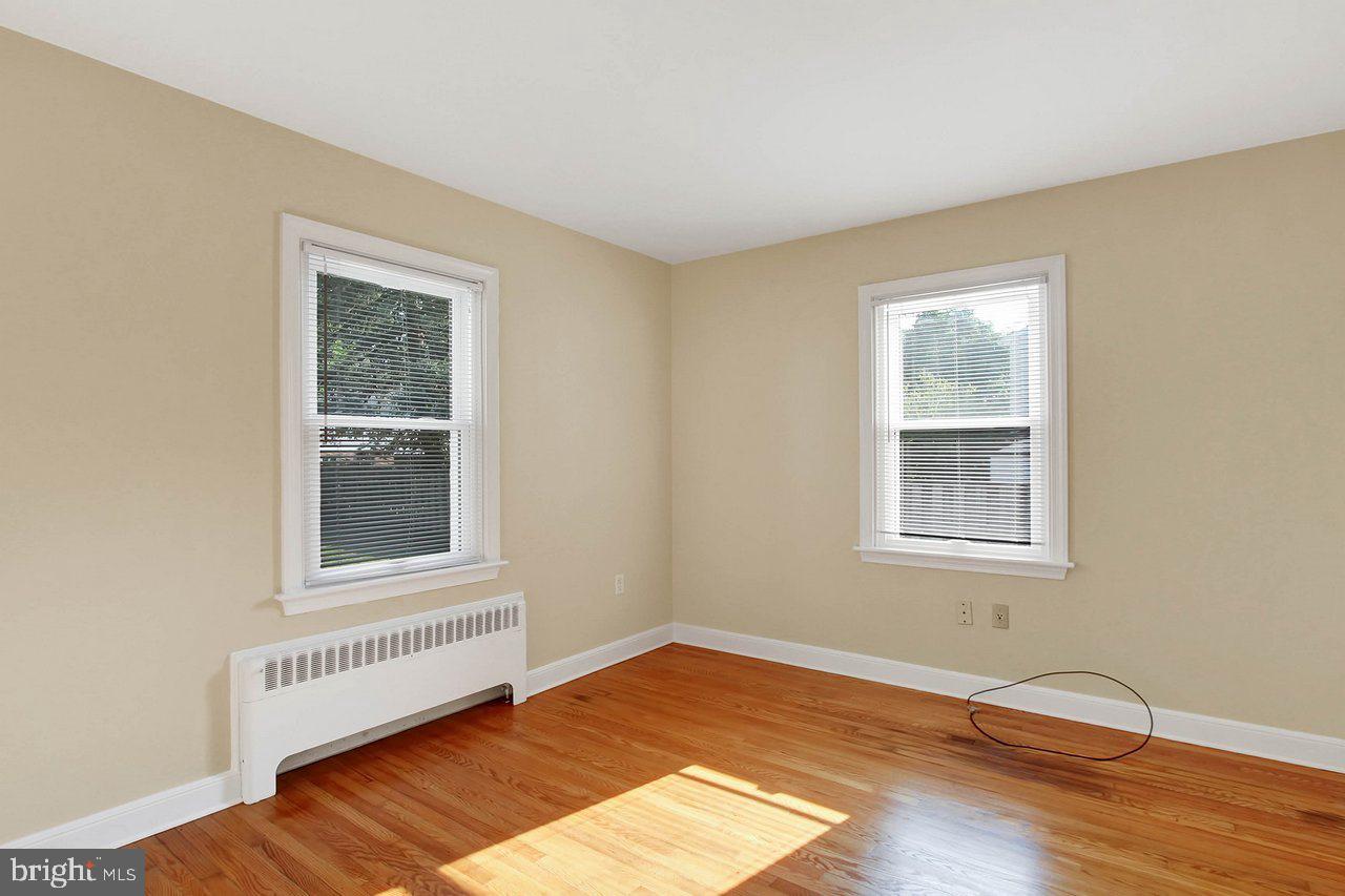 HOLLYWOOD HEIGHTS - Residential