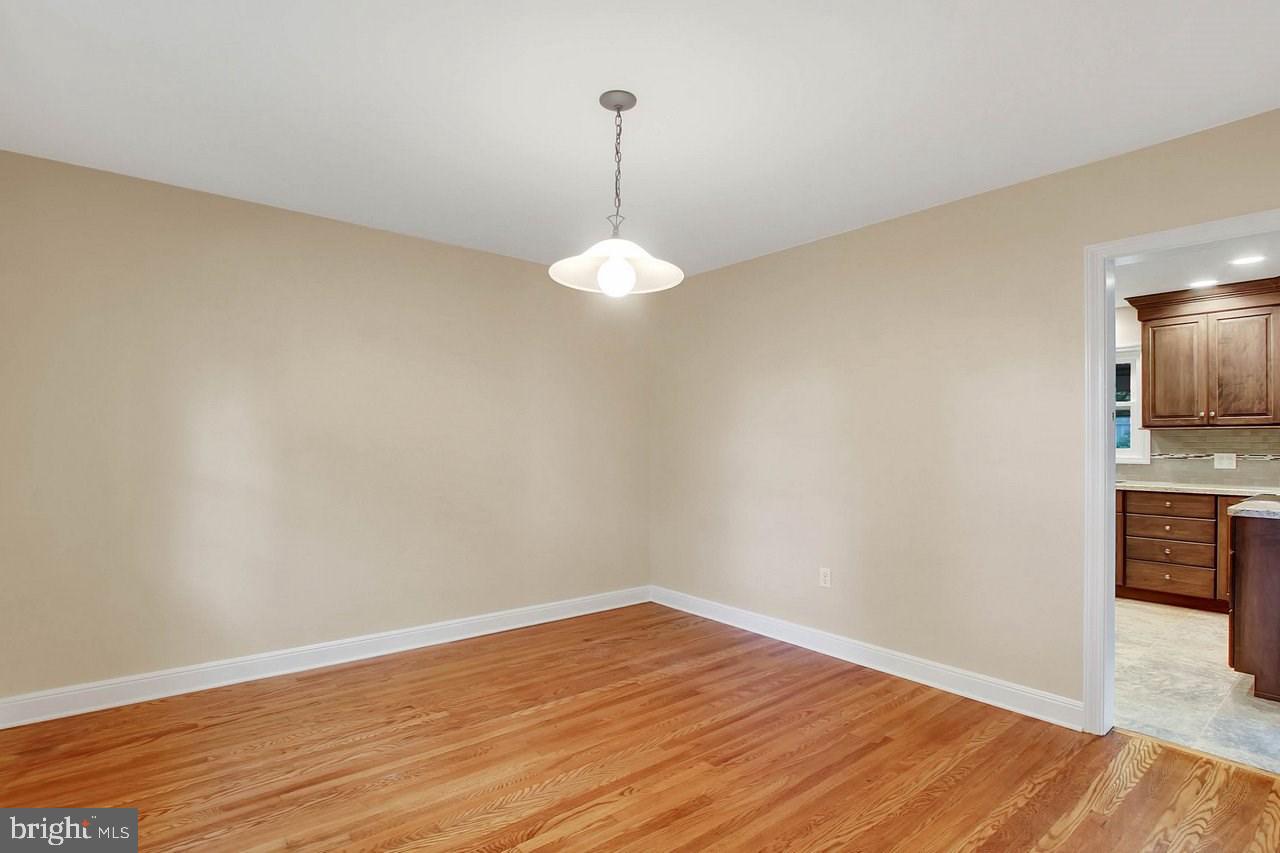 HOLLYWOOD HEIGHTS - Residential