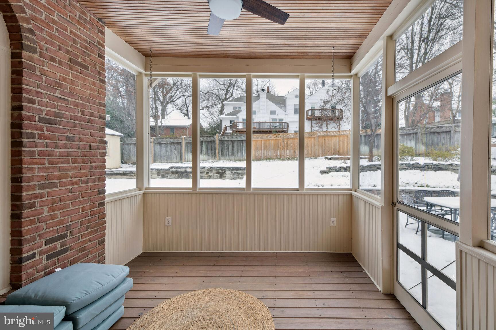 SHIRLEY WOODS - Residential