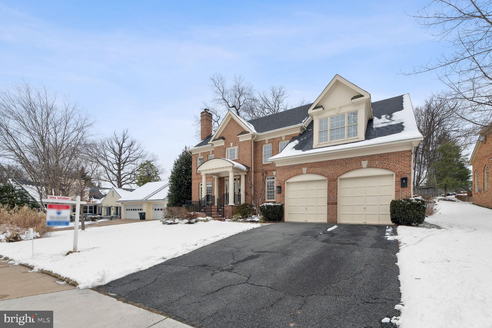 SHIRLEY WOODS - Residential