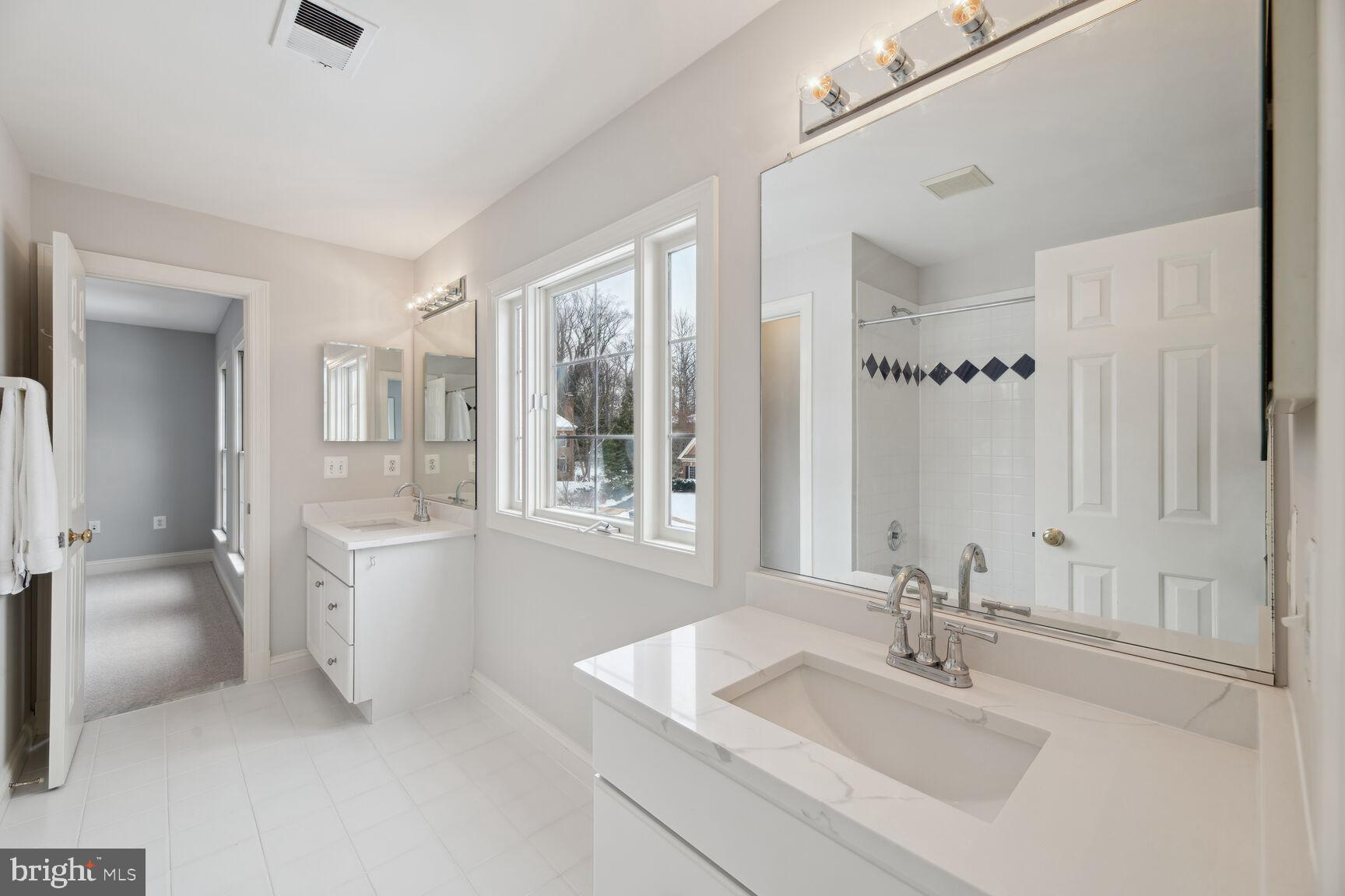 SHIRLEY WOODS - Residential