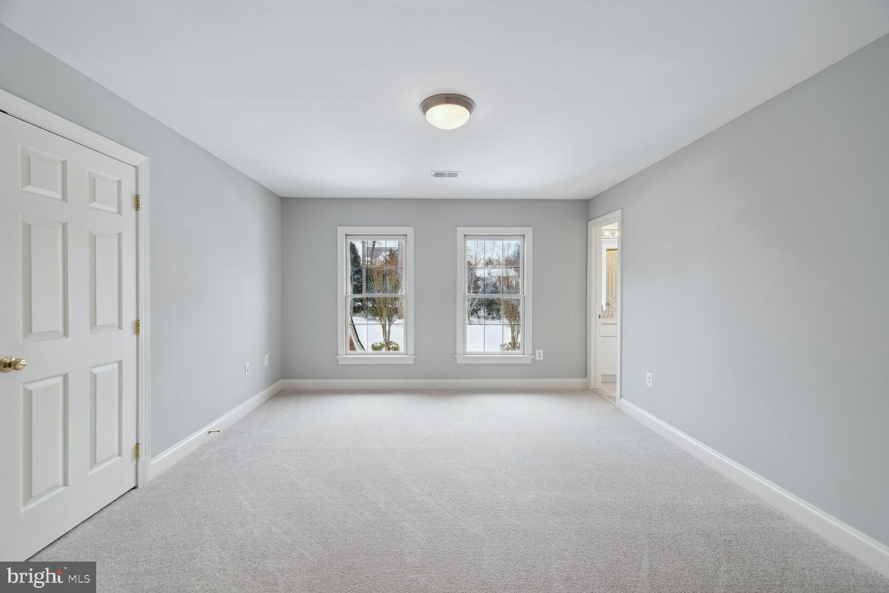 SHIRLEY WOODS - Residential