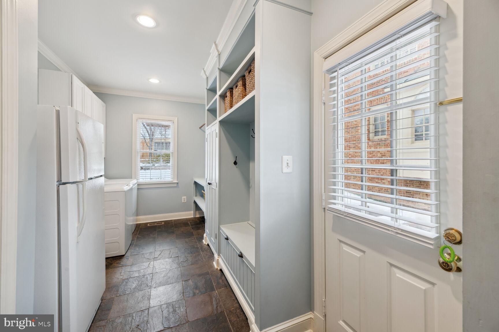 SHIRLEY WOODS - Residential