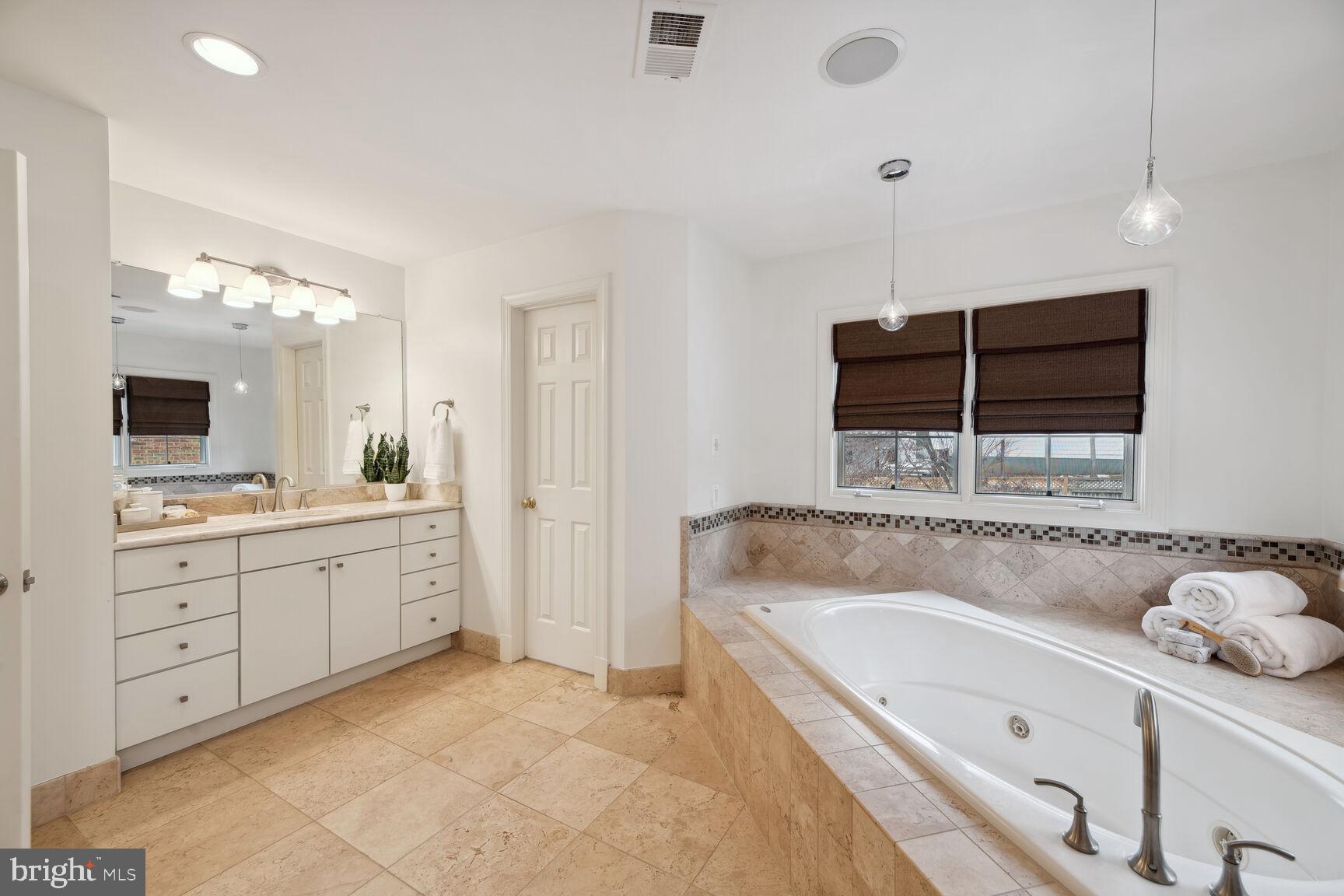 SHIRLEY WOODS - Residential