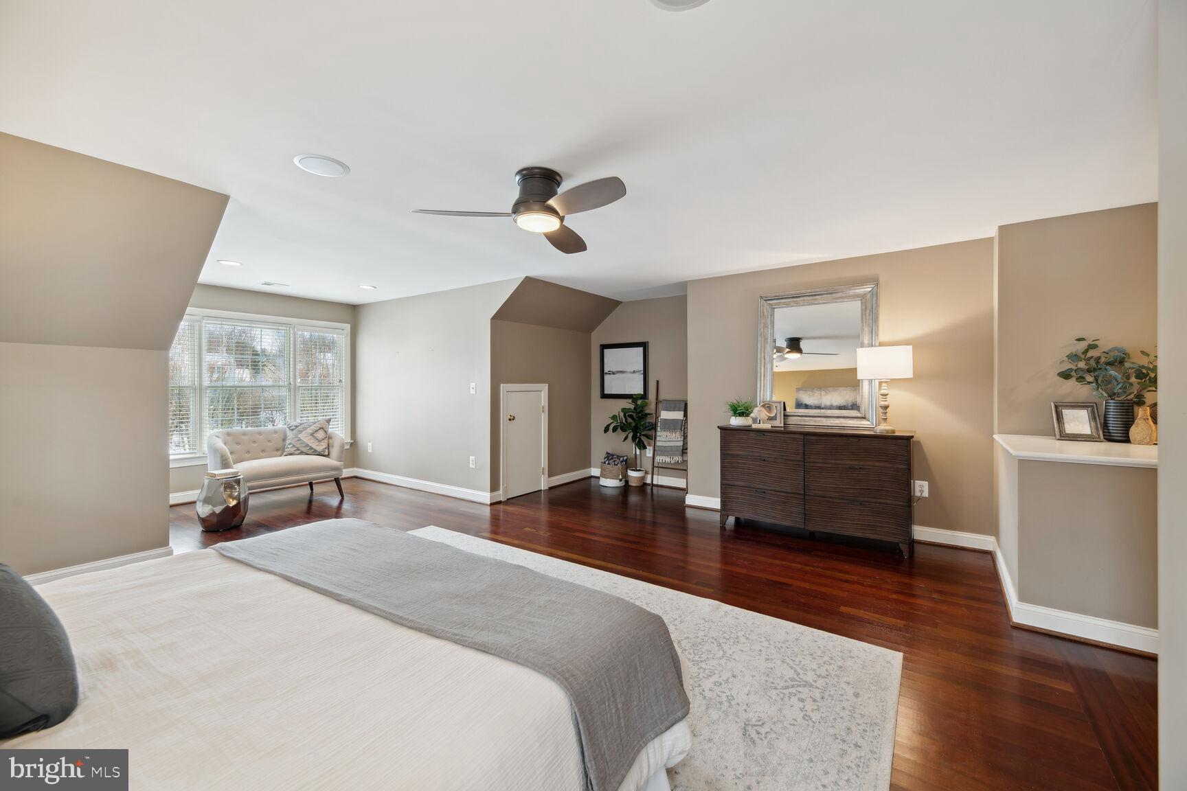 SHIRLEY WOODS - Residential