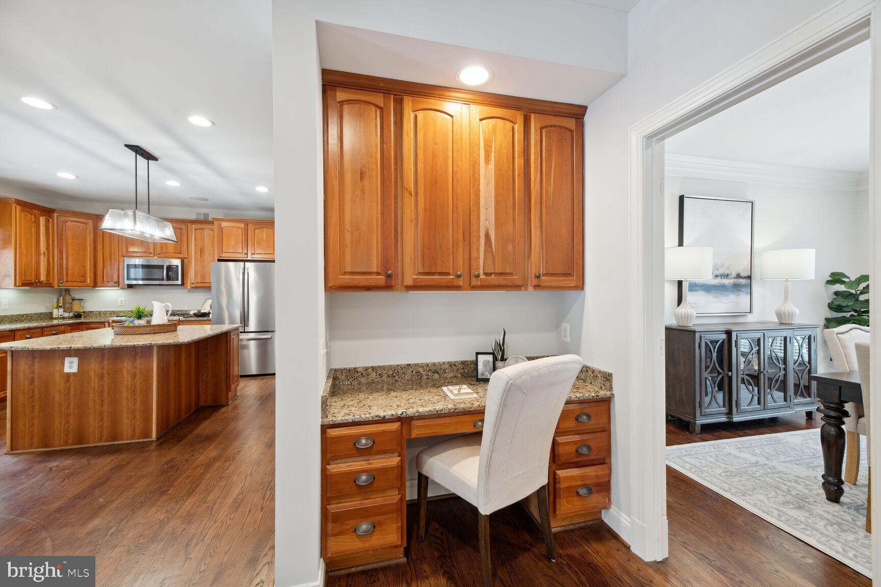 SHIRLEY WOODS - Residential