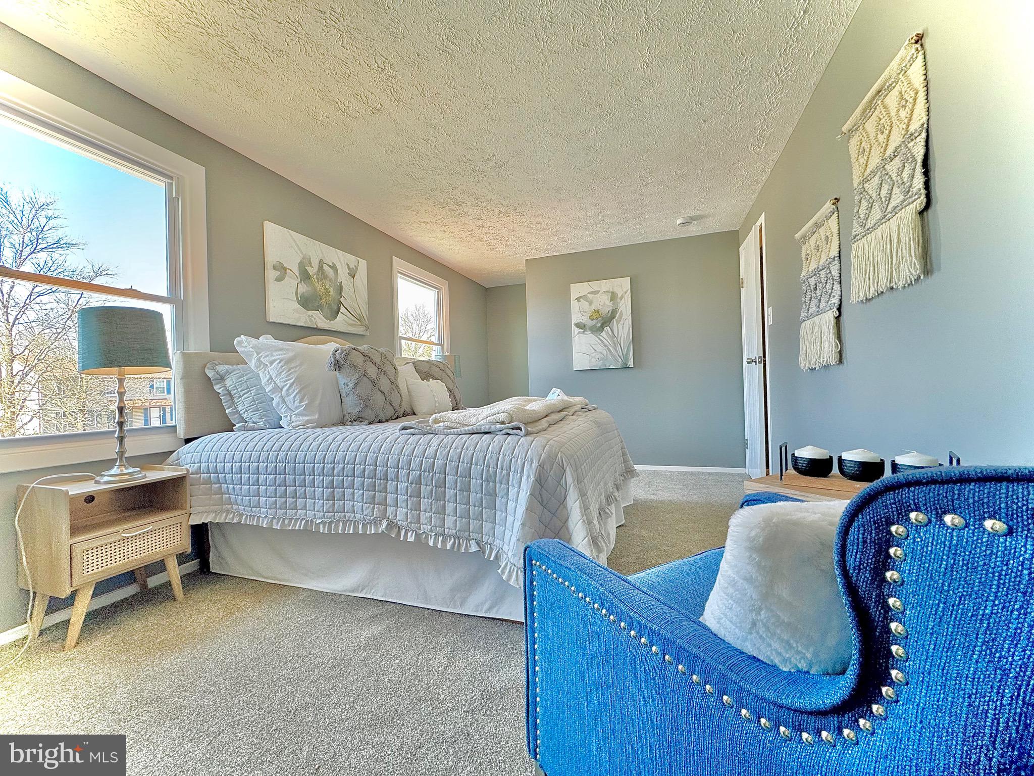 GUILFORD SQUARE - Residential