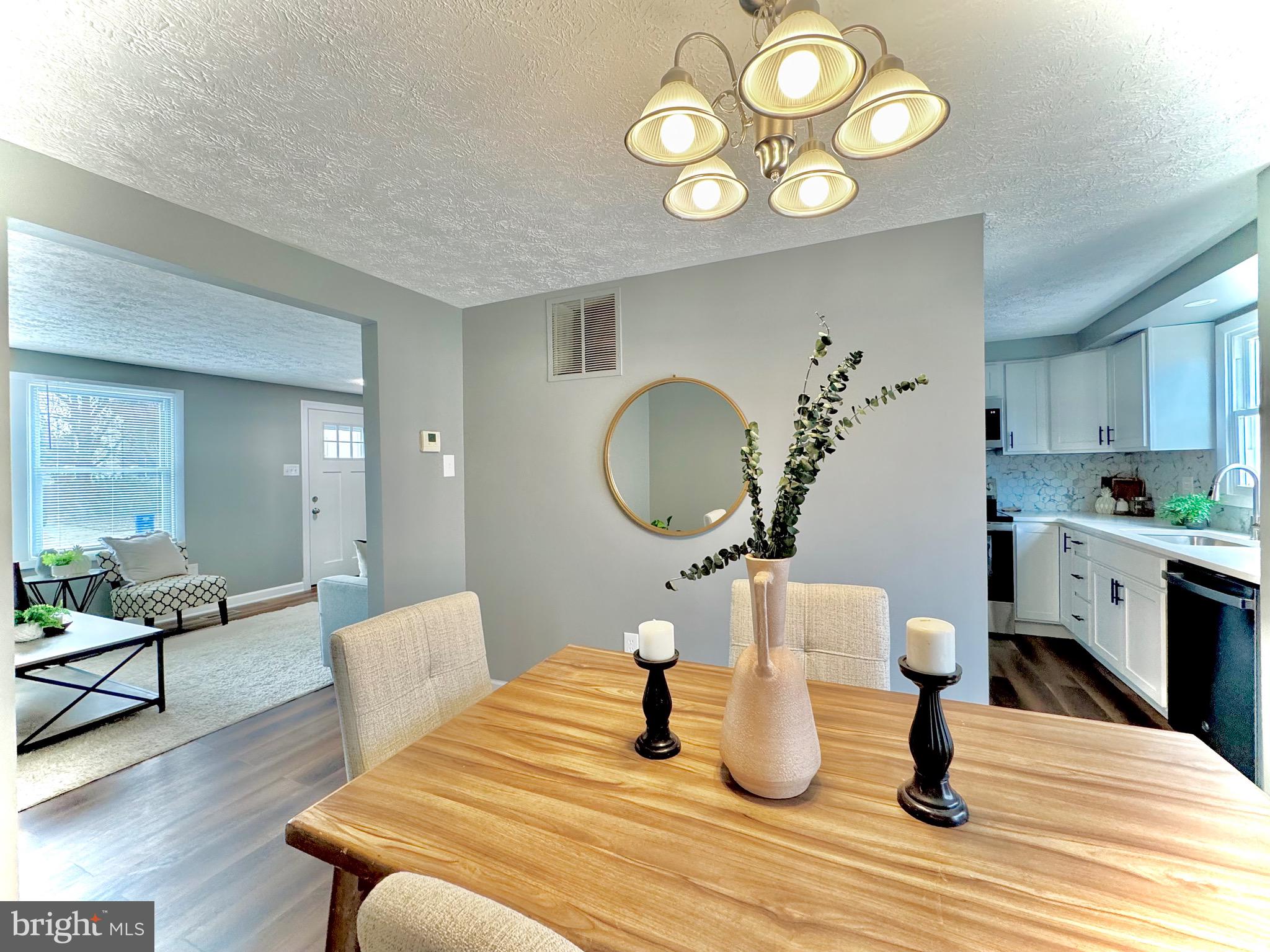 GUILFORD SQUARE - Residential