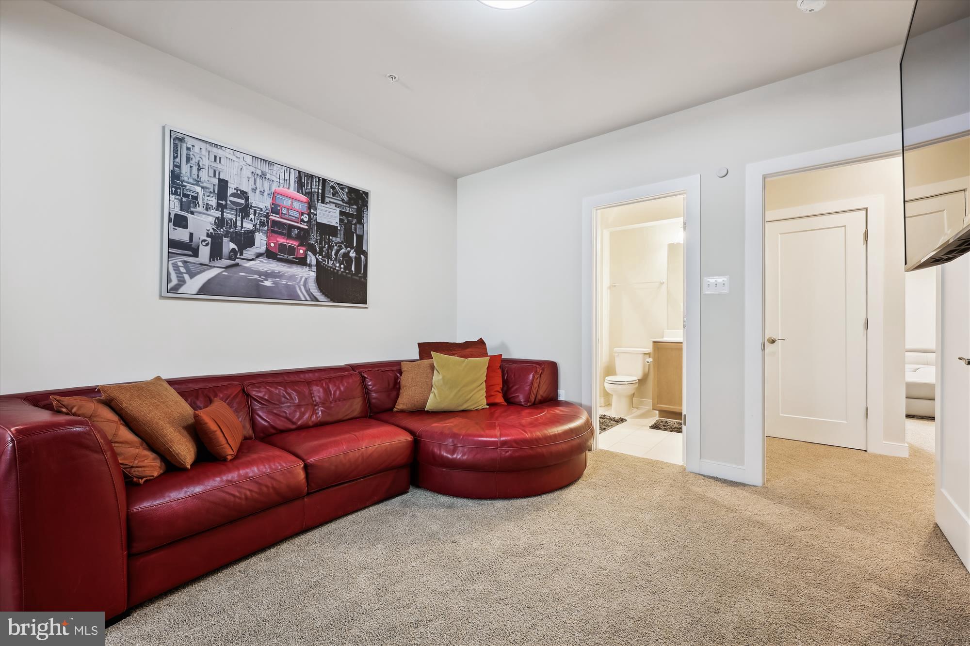 TALLYN RIDGE - Residential