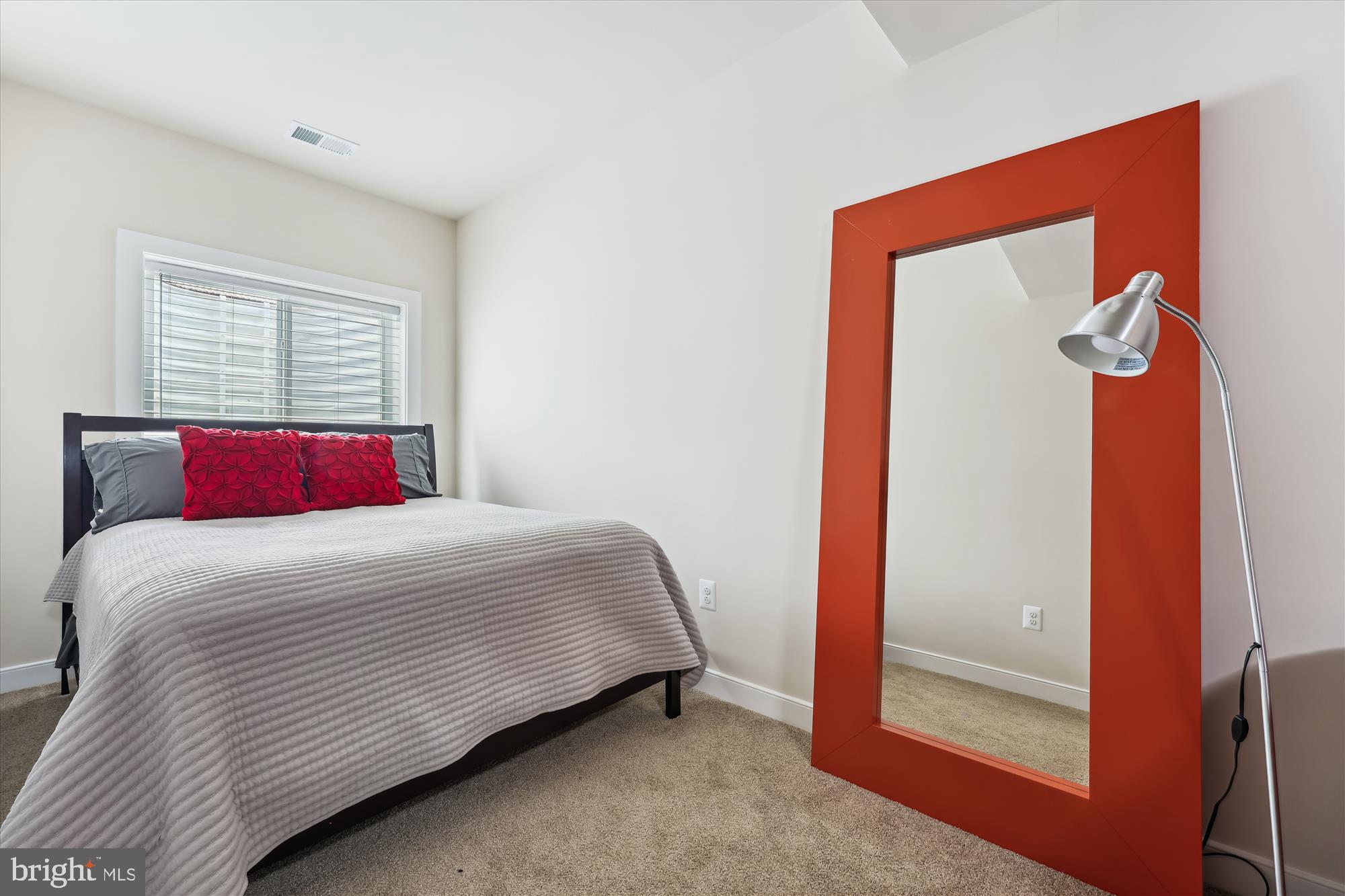 TALLYN RIDGE - Residential