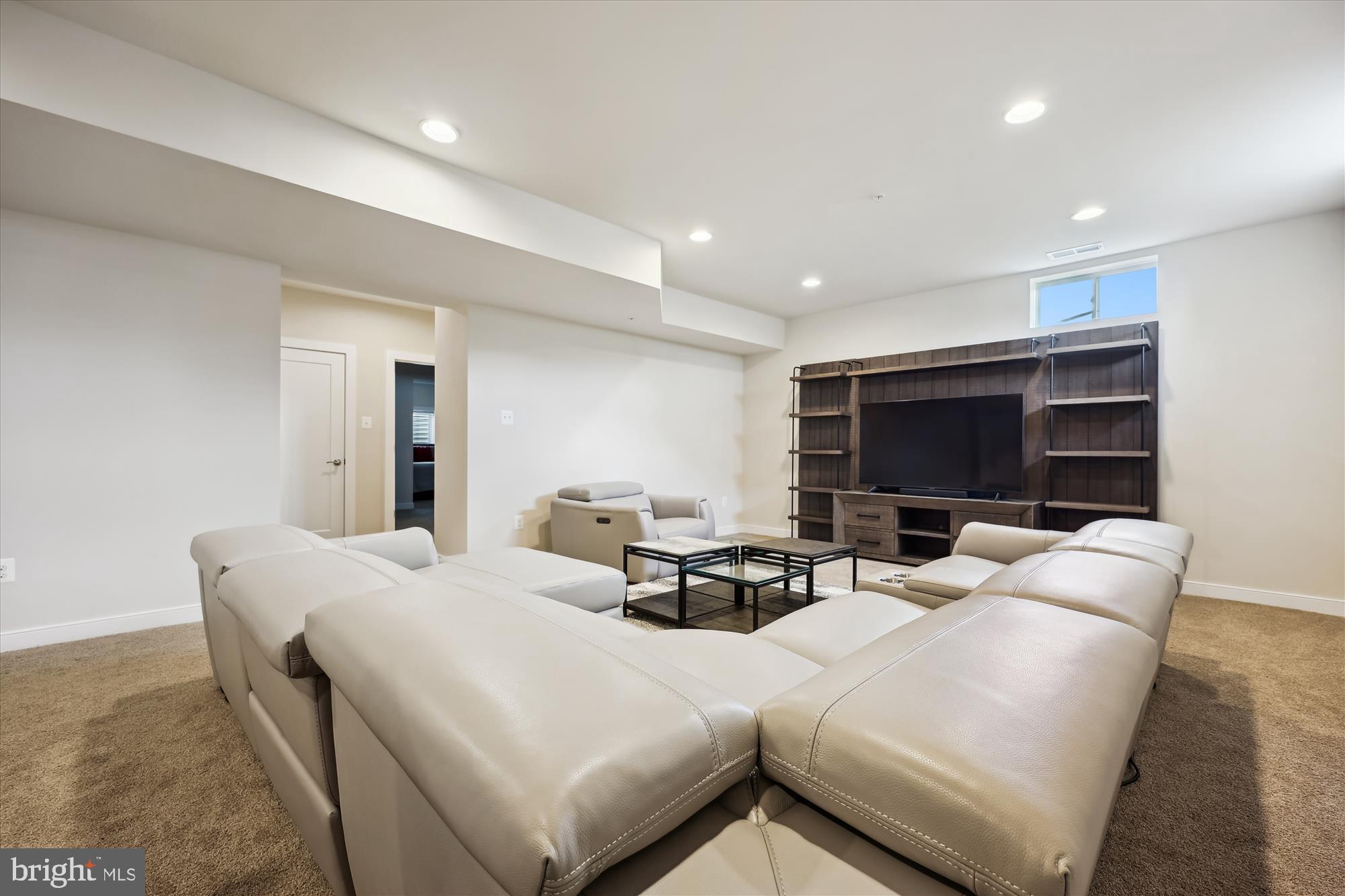 TALLYN RIDGE - Residential