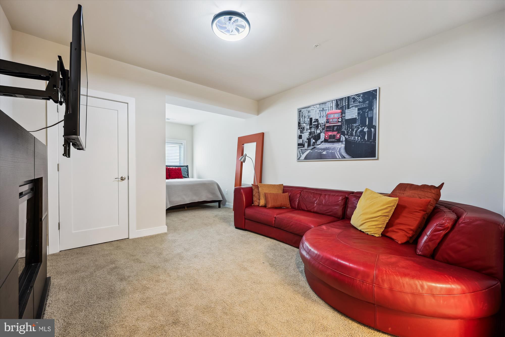 TALLYN RIDGE - Residential