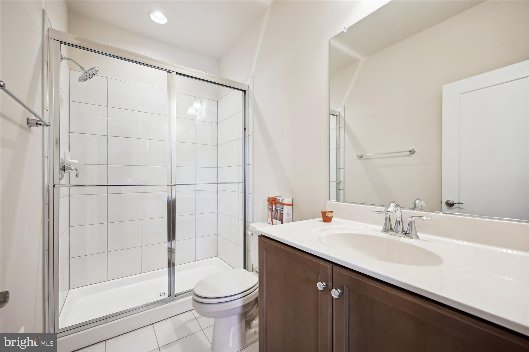 TALLYN RIDGE - Residential