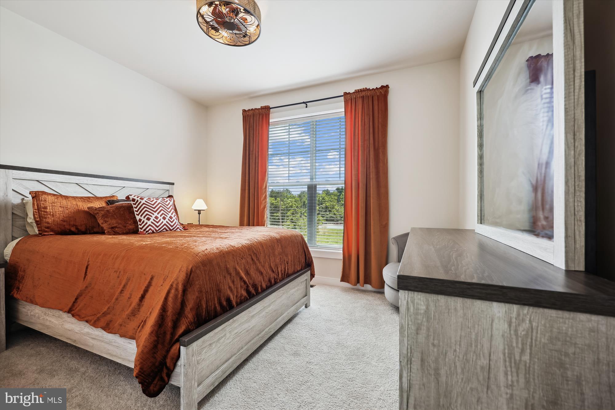 TALLYN RIDGE - Residential