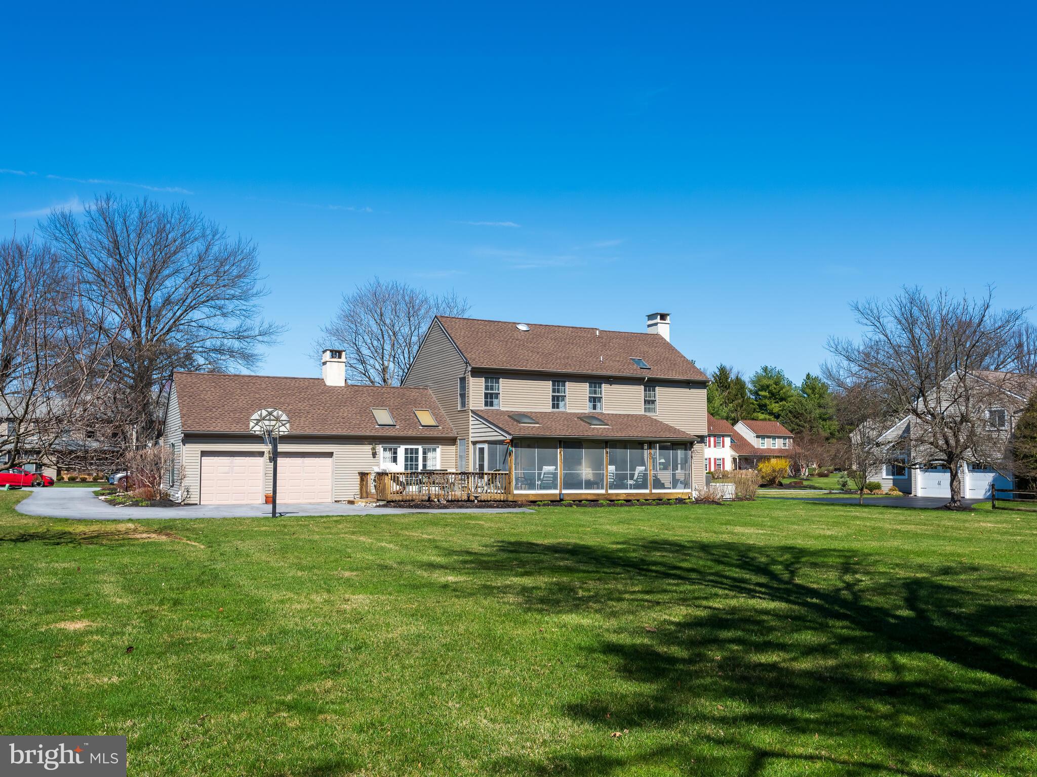 BOW TREE - Residential