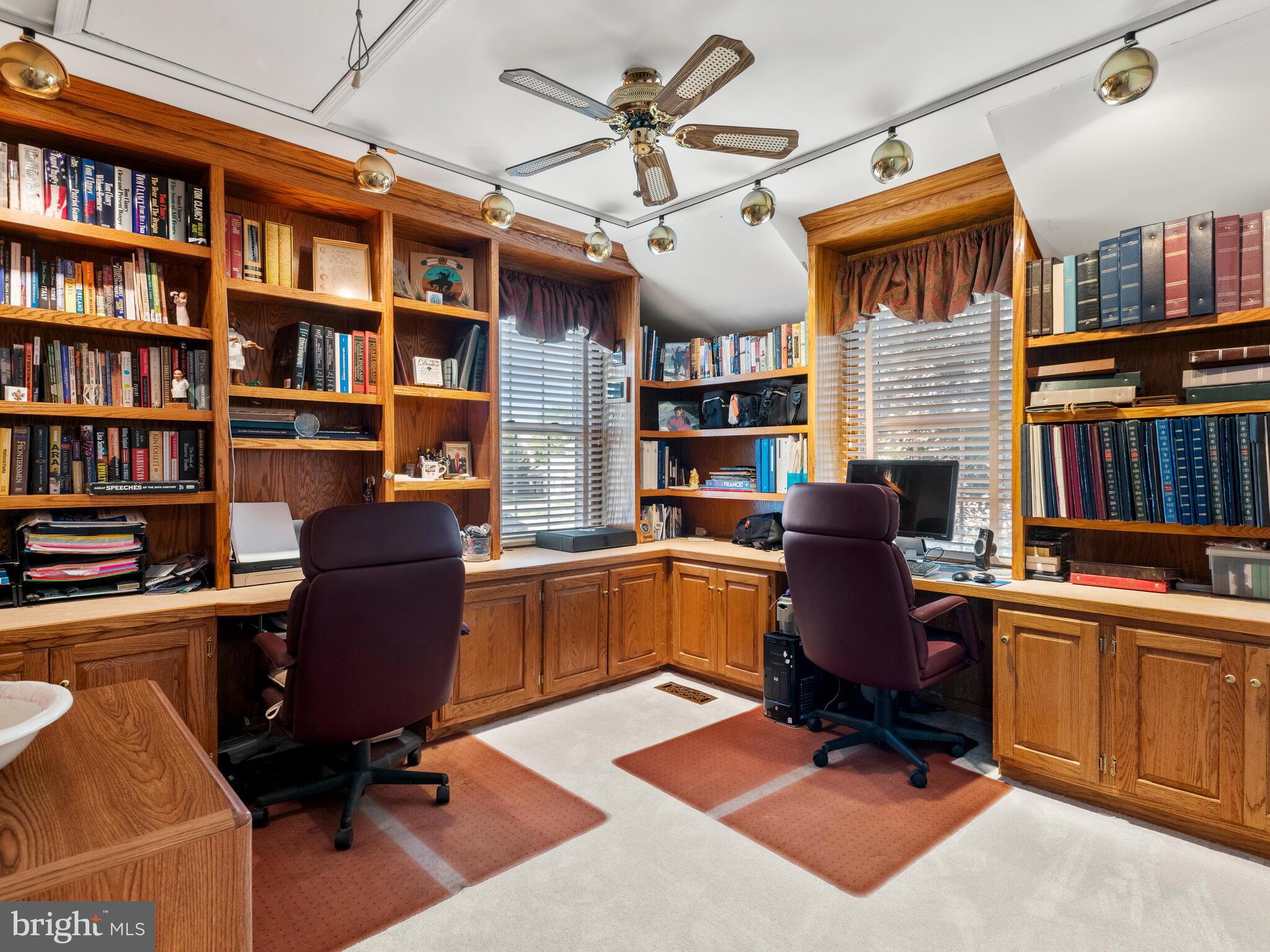 BOW TREE - Residential