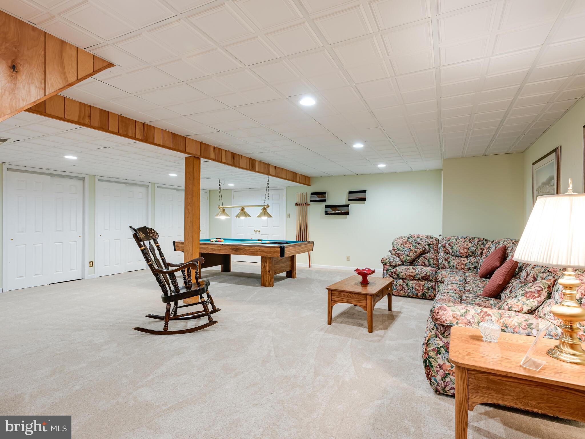 BOW TREE - Residential