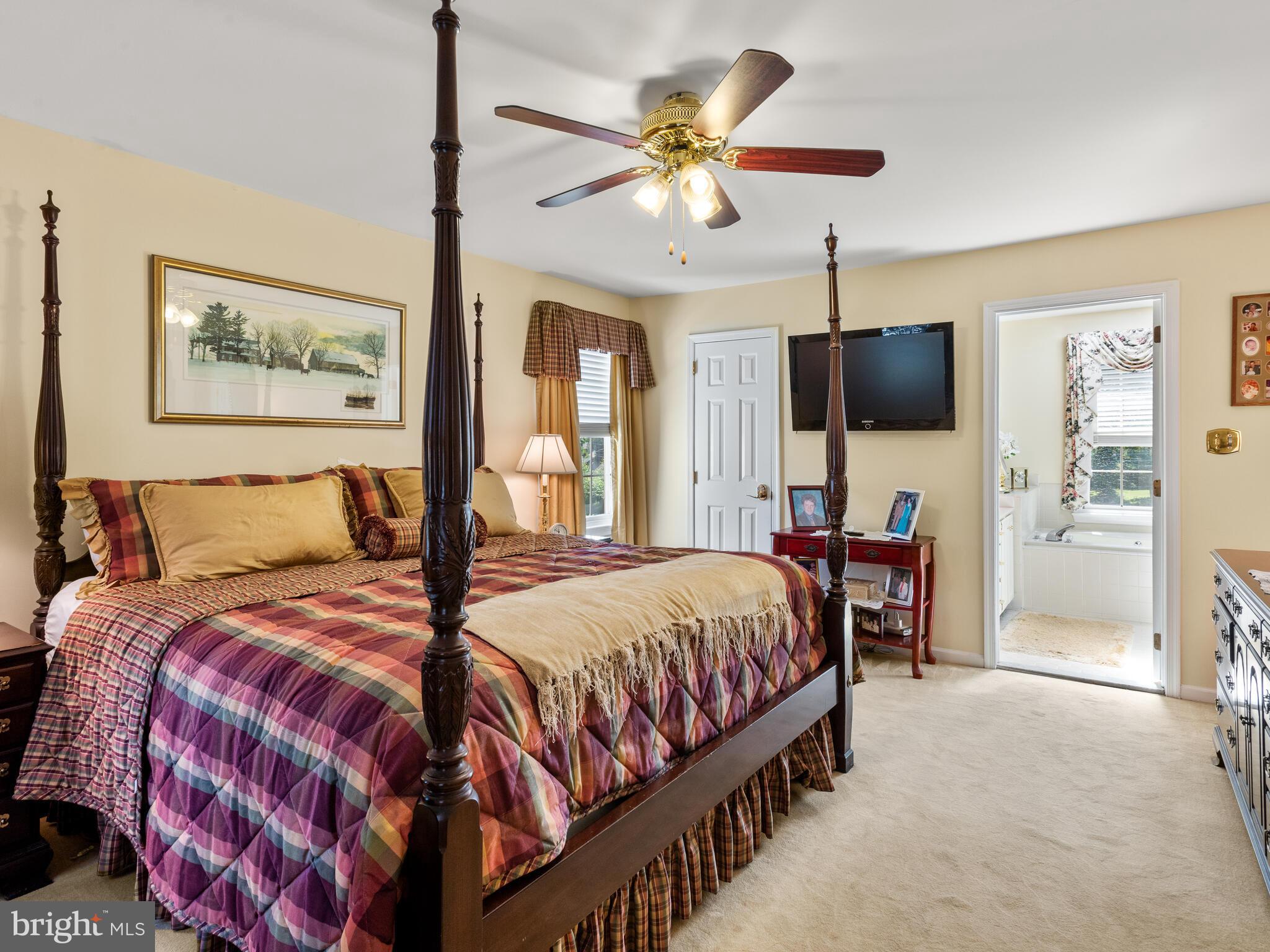 BOW TREE - Residential