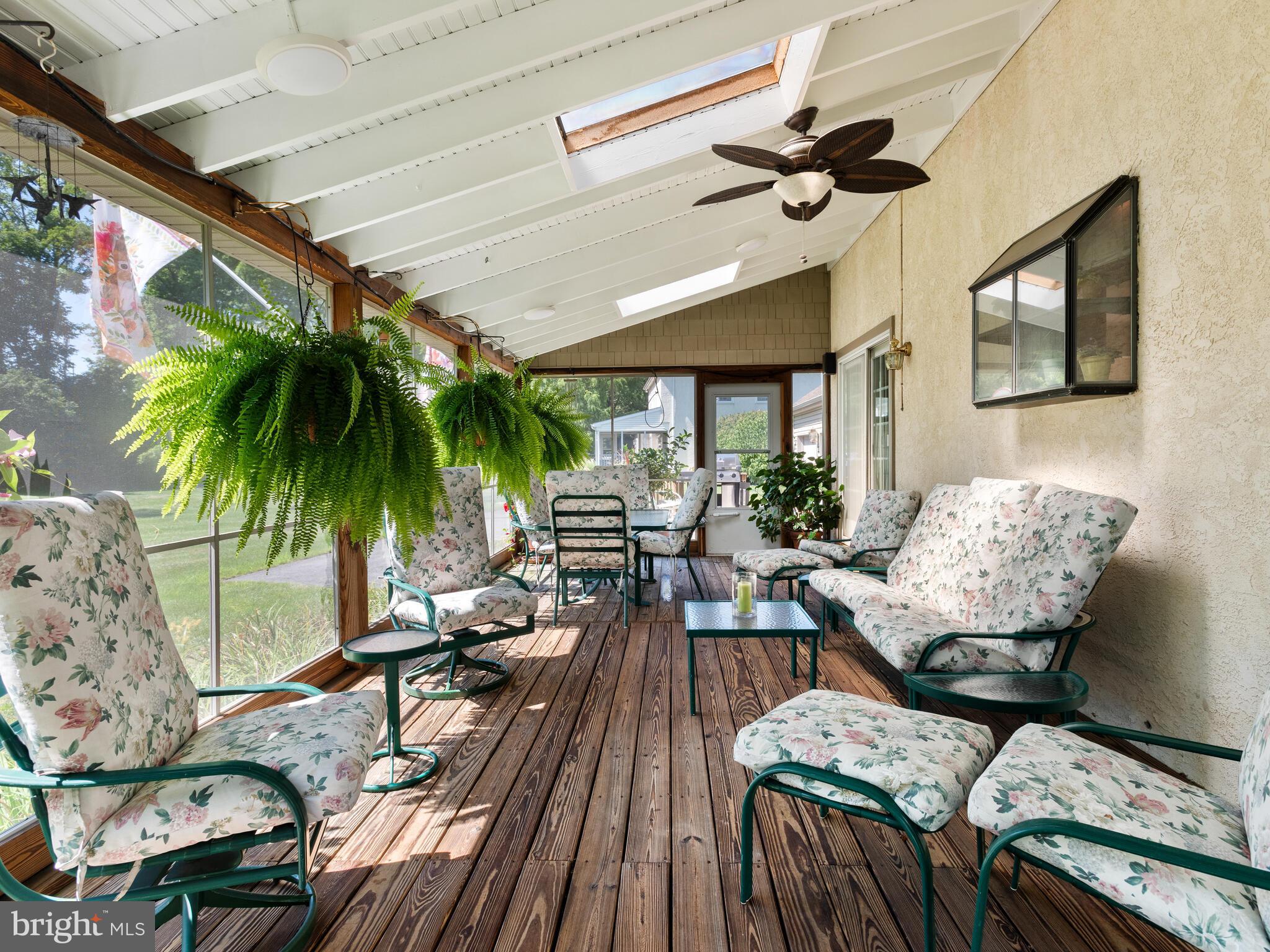 BOW TREE - Residential