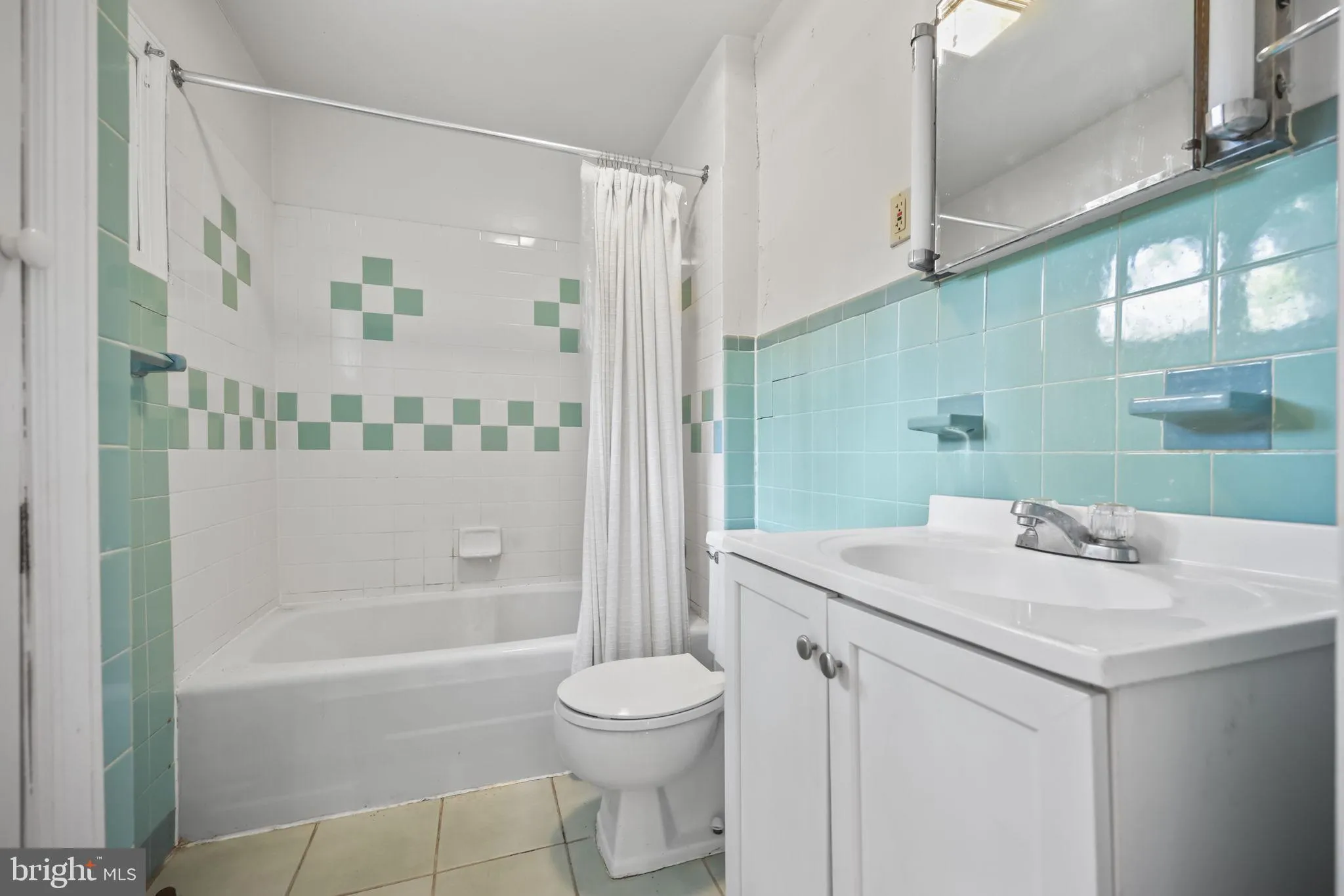 Princeton, New Jersey 08542, United States, 4 Bedrooms Bedrooms, ,2 BathroomsBathrooms,Residential,Contingent,207513