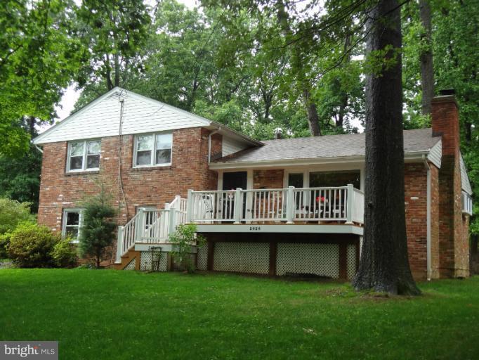 FALLS HILL - Residential Lease