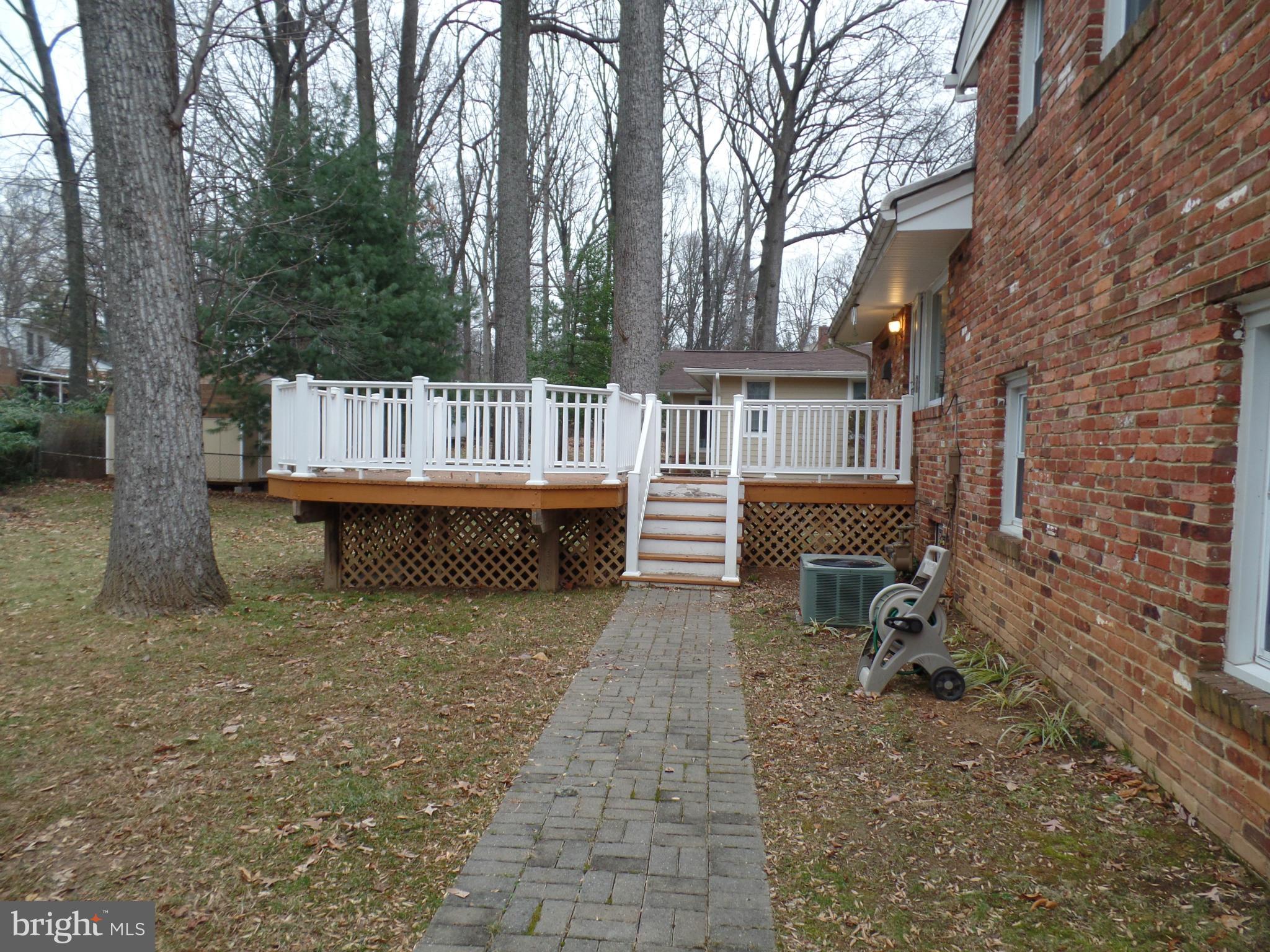 FALLS HILL - Residential Lease