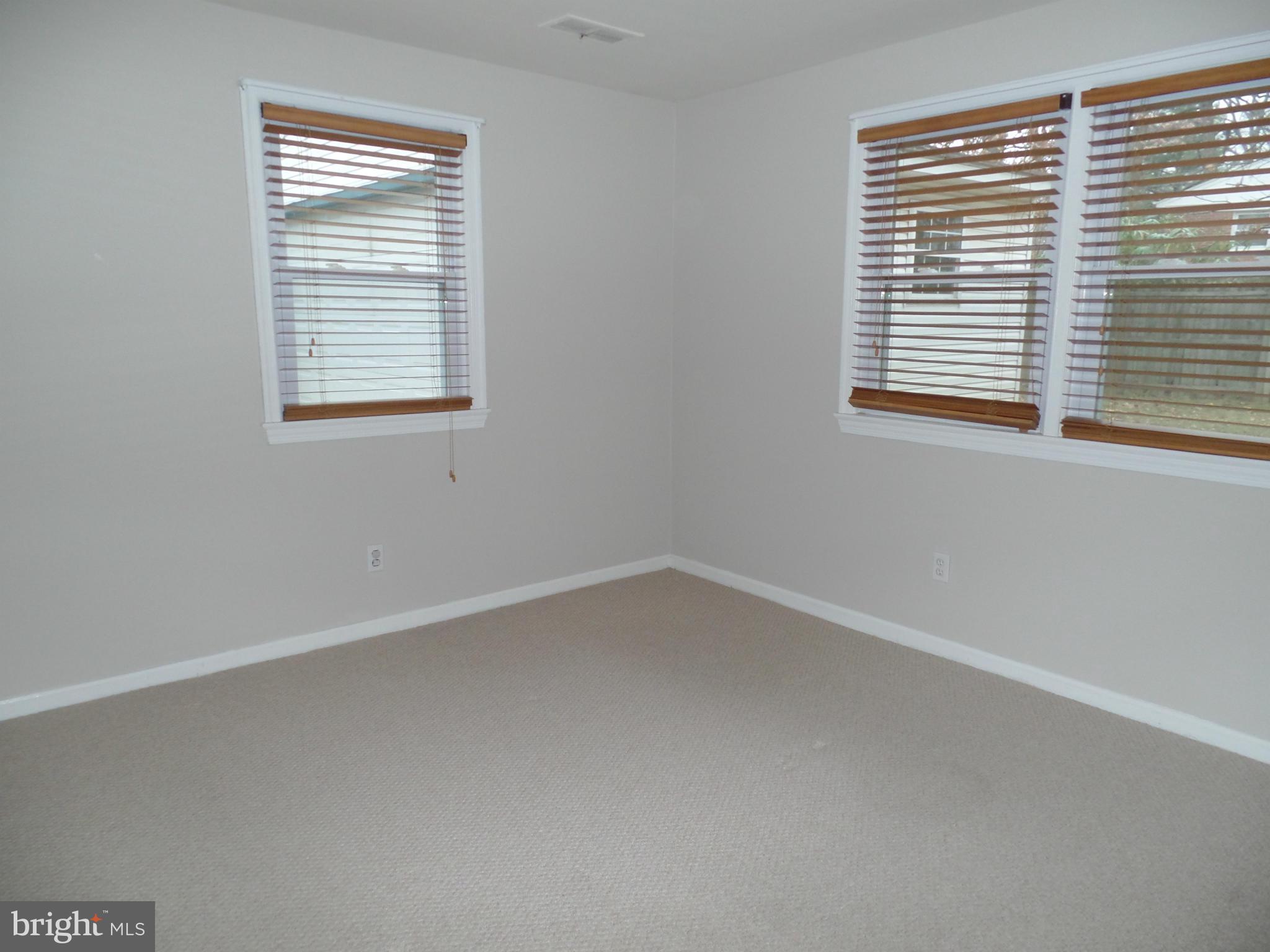 FALLS HILL - Residential Lease