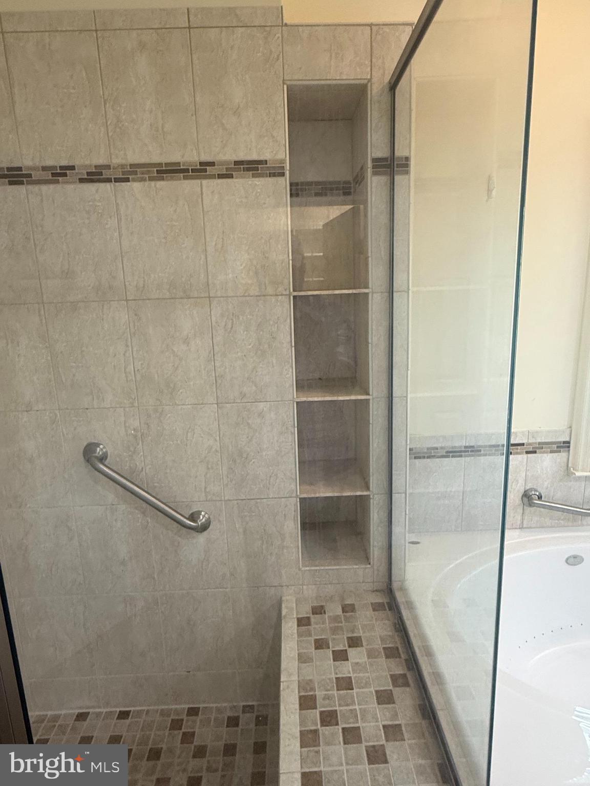 WESTVIEW - Residential