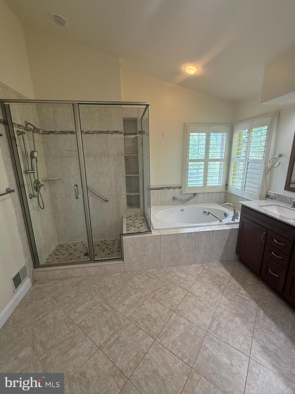 WESTVIEW - Residential