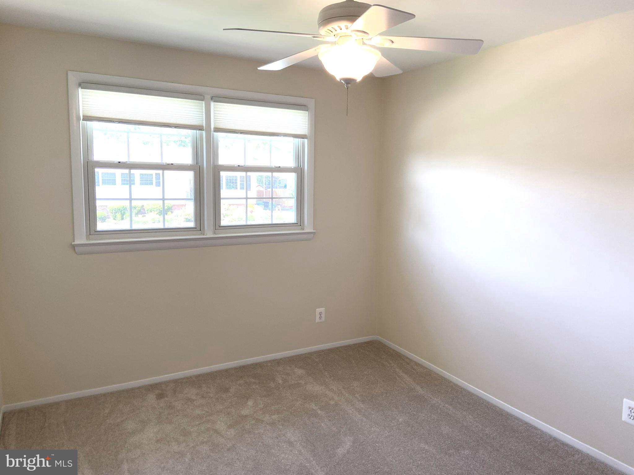 COUNTRY CLUB MANOR - Residential Lease