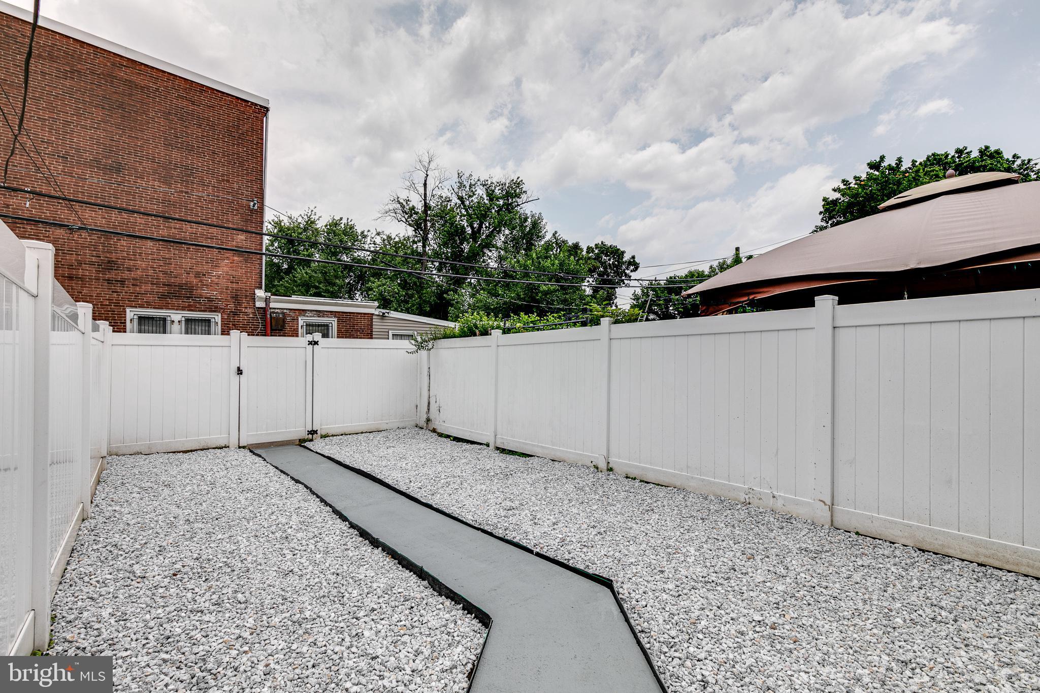 GERMANTOWN (EAST) - Residential Lease