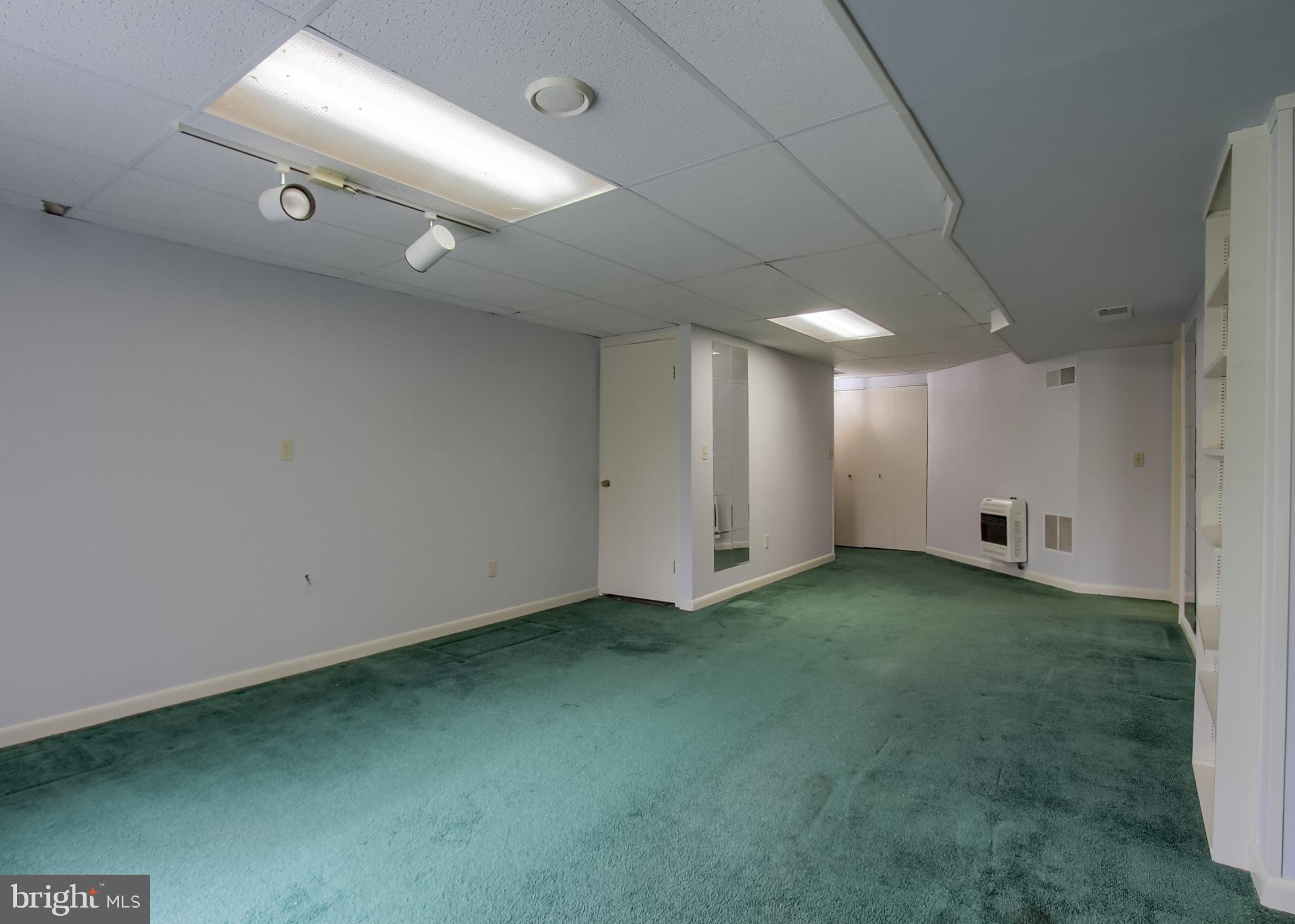 BLUE MEADOW FARMS - Residential