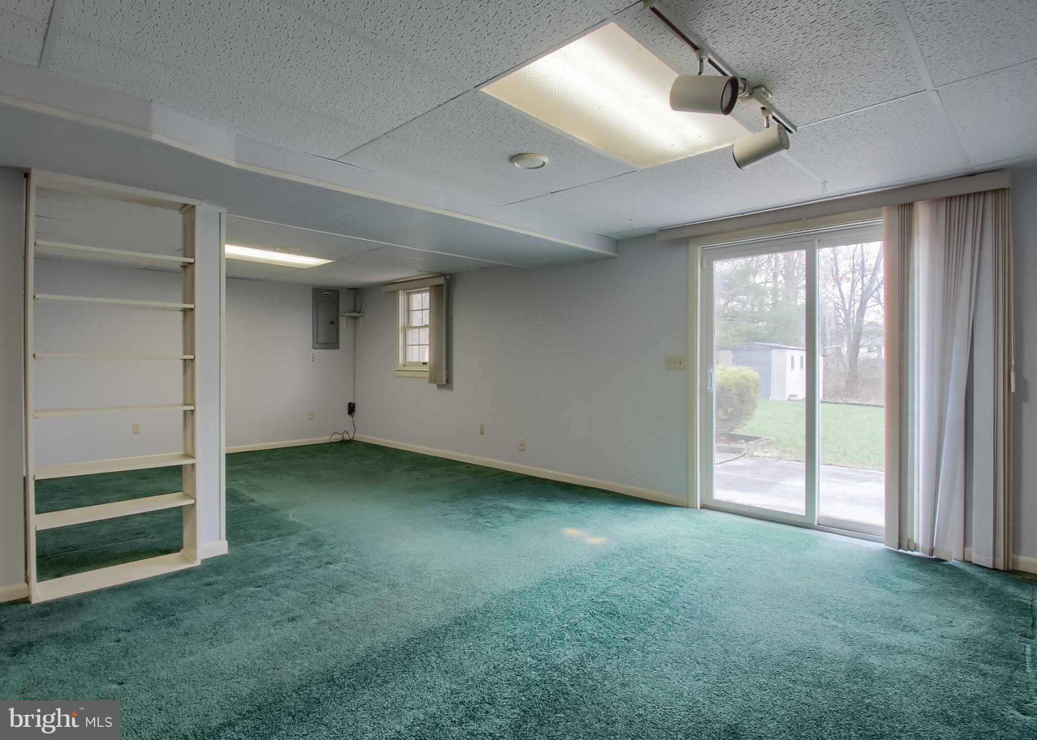 BLUE MEADOW FARMS - Residential