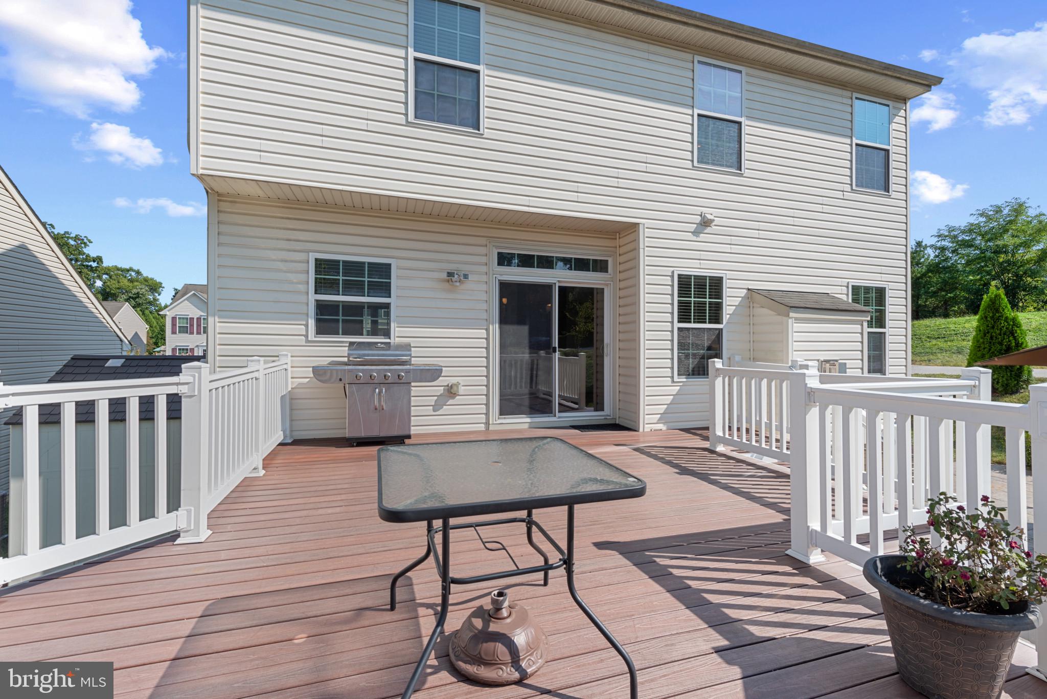 LENNOX PARK - Residential