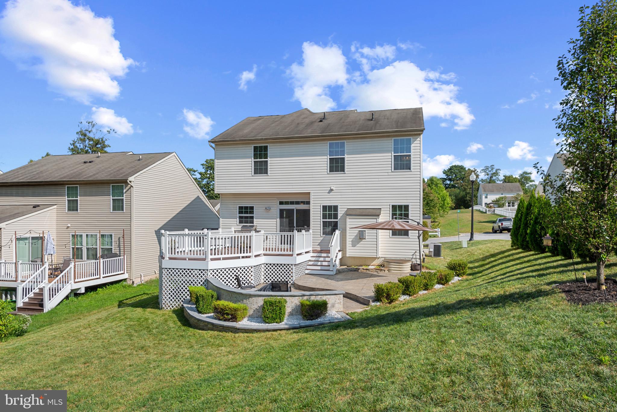 LENNOX PARK - Residential