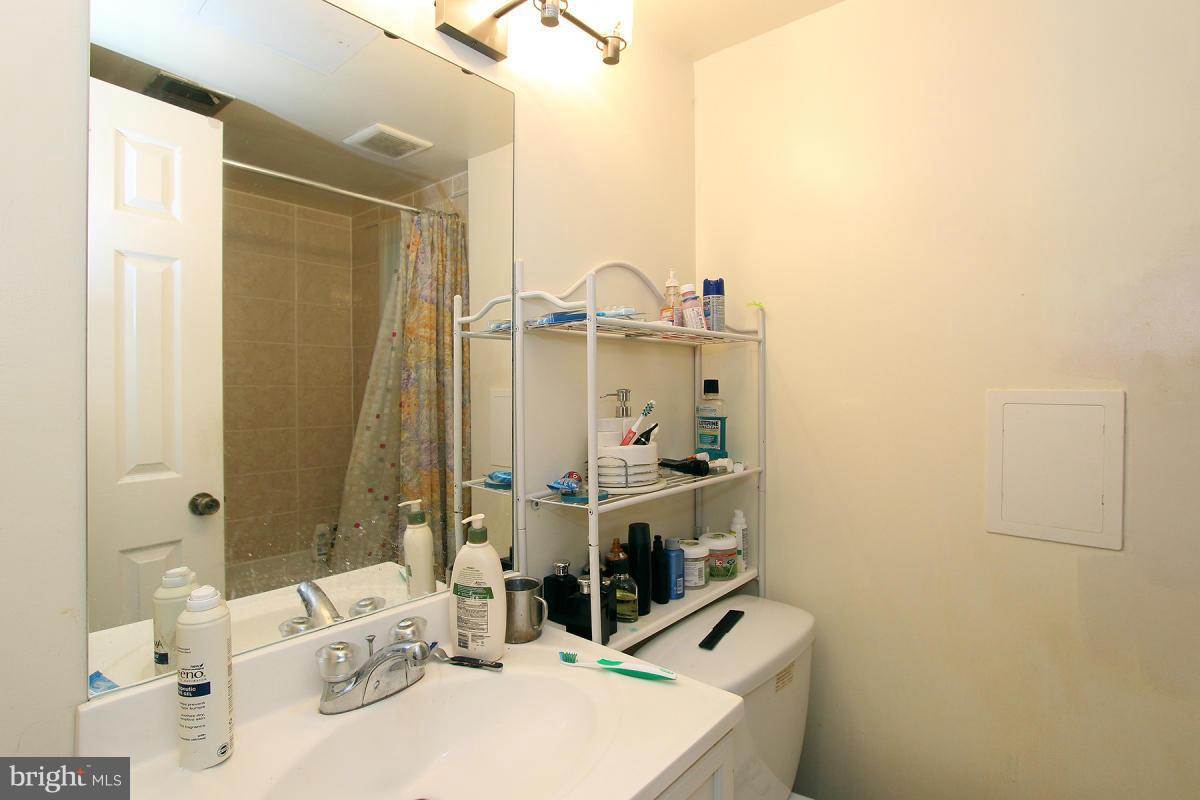 CALVERTON-ADDN - Residential