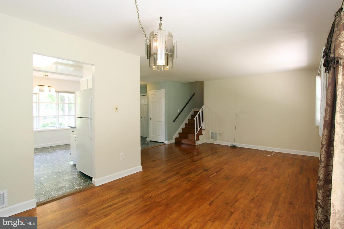 CALVERTON-ADDN - Residential