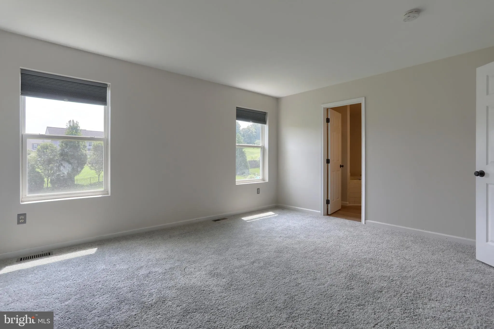 Palmyra, Pennsylvania 17078, United States, 5 Bedrooms Bedrooms, ,4 BathroomsBathrooms,Residential,Pending,175364