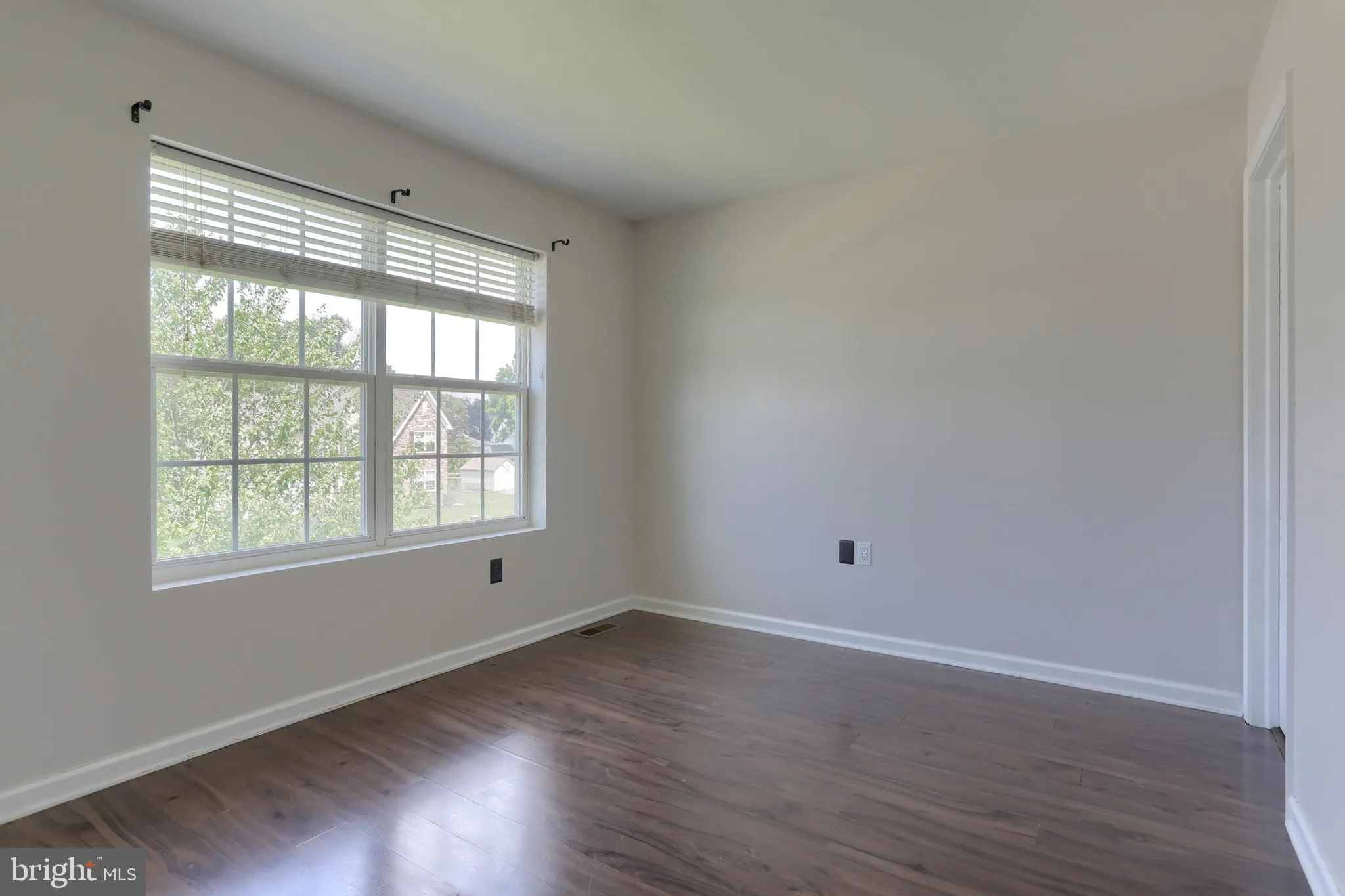 Palmyra, Pennsylvania 17078, United States, 5 Bedrooms Bedrooms, ,4 BathroomsBathrooms,Residential,Pending,175364