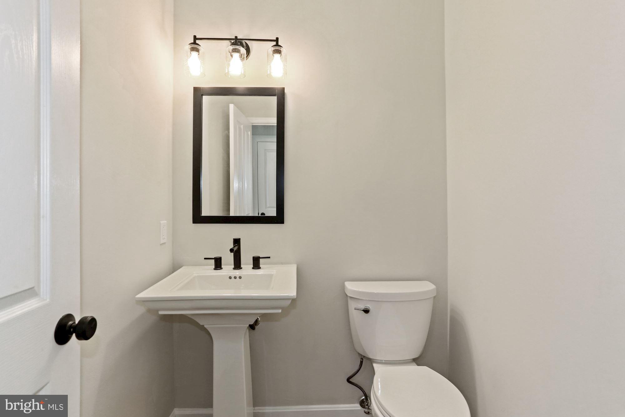 CHINQUAPIN MANOR - Residential