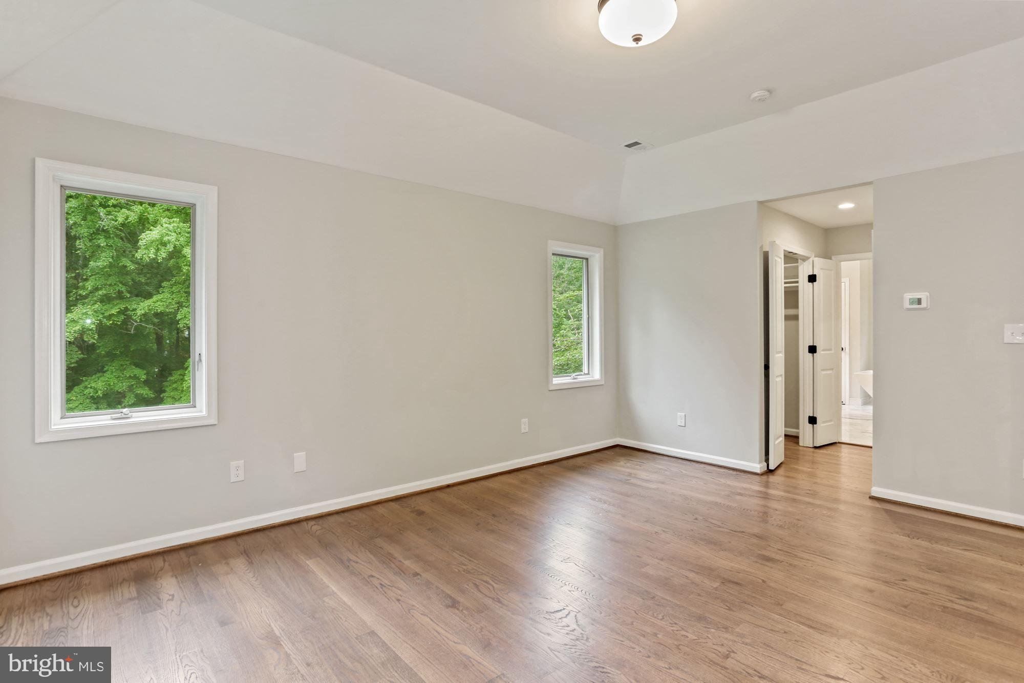 CHINQUAPIN MANOR - Residential