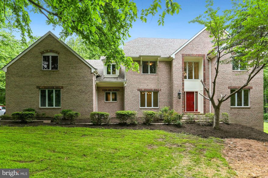 UNIQUE & ELEGANT, CUSTOM DESIGNED 3-LVL COUNTRY HOME- ON A MAGNIFICENT 5.4 ACRE SETTING- OFFERING WOODLAND, FENCED ROLLING PASTURELAND, & BARN! OVERSIZED WINDOWS THROUGHOUT; 9', 10', 2-STORY & TRAY CEILINGS; 2 LUXURIOUS MASTER EN-SUITES, GOURMET ISLAND KITCHEN & SEPARATE DINING ROOM.  THE BASEMENT OFFERS APPROX 1200 sq. ft OF FINISHED LIVING SPACE WITH NEW FRENCH DRAIN AND SUMP PUMP SYSTEM. THIS HOME HAS A NEW ROOF, 2 NEW HVAC SYSTEMS, NEW WOOD FLOORS, REPLACEMENT KITCHEN AND BATHROOM CABINETS, QUARTZ COUNTERS, ALL NEW ELECTRIC AND PLUMBING FIXTURES, CUSTOM MARBLE TILED BATHROOMS, END-LOAD GARAGE PARKING AND A LONG PRIVATE DRIVWAY.